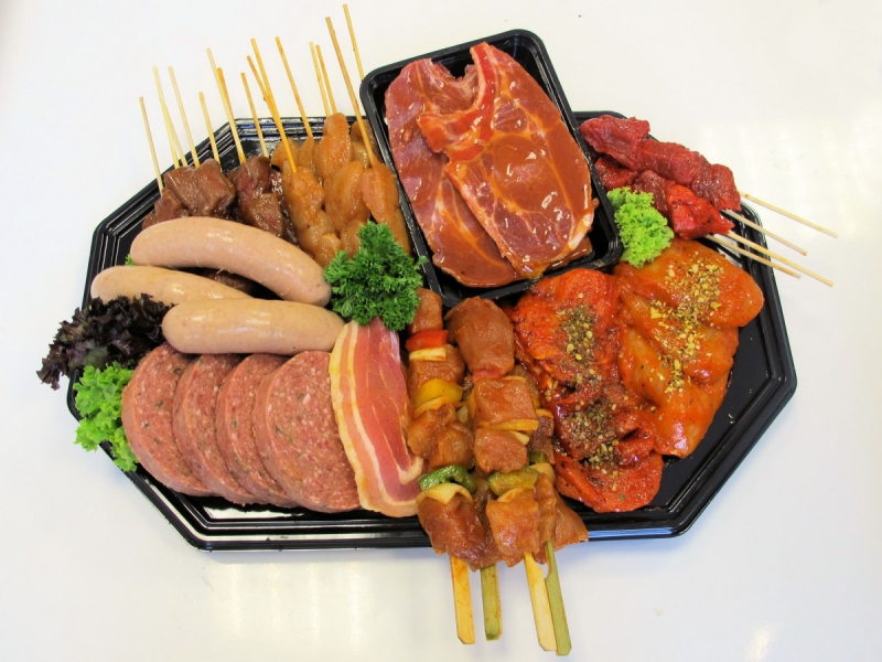 boucherie-PEILLE-min_bbq_butcher_shop_supermarket_meal_party-766127